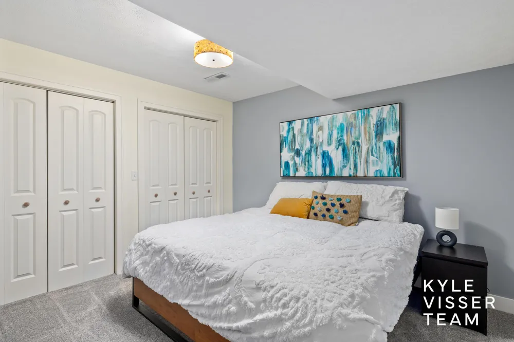 1622 Amberley Court SE East Grand Rapids, MI 49506