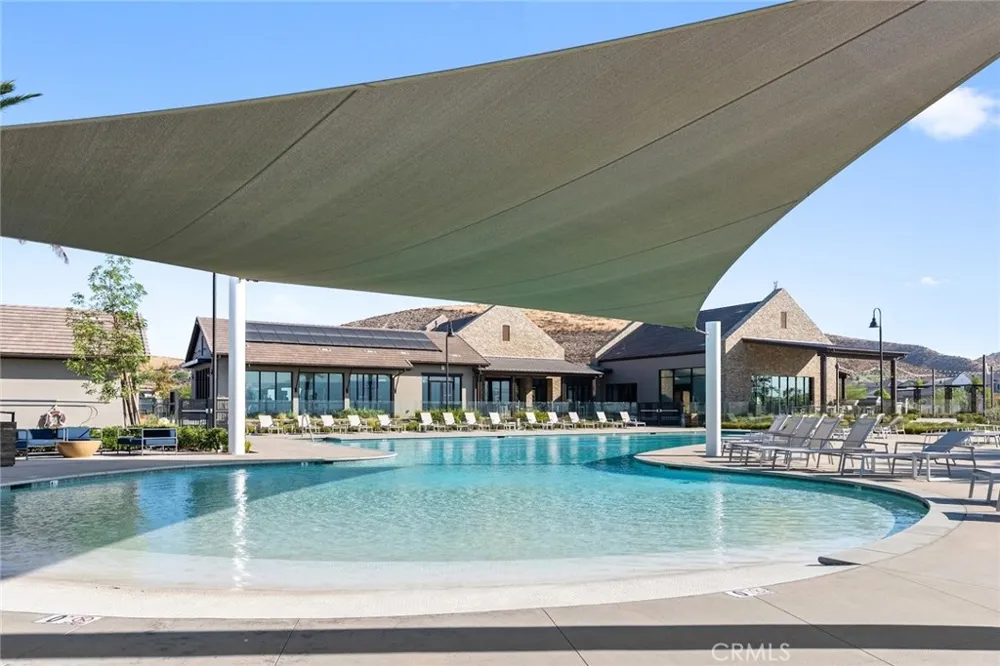 17833 Cirrus Drive Canyon Country, CA 91350