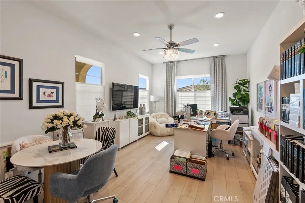 17833 Cirrus Drive Canyon Country, CA 91350