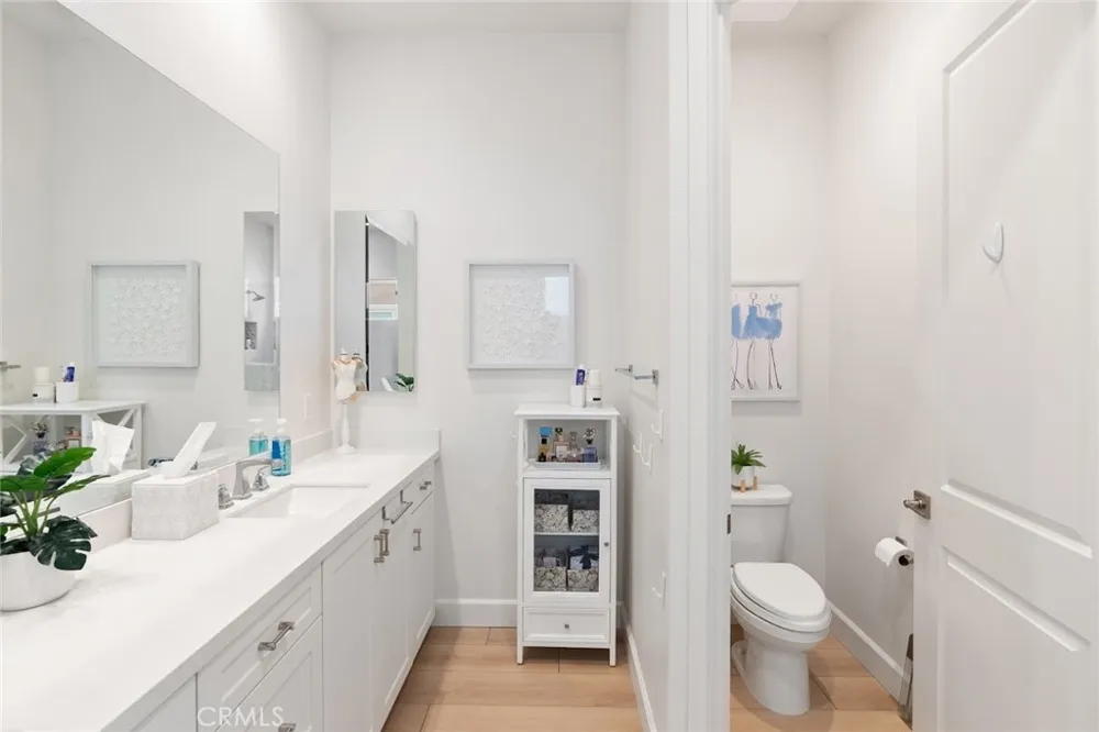 17833 Cirrus Drive Canyon Country, CA 91350