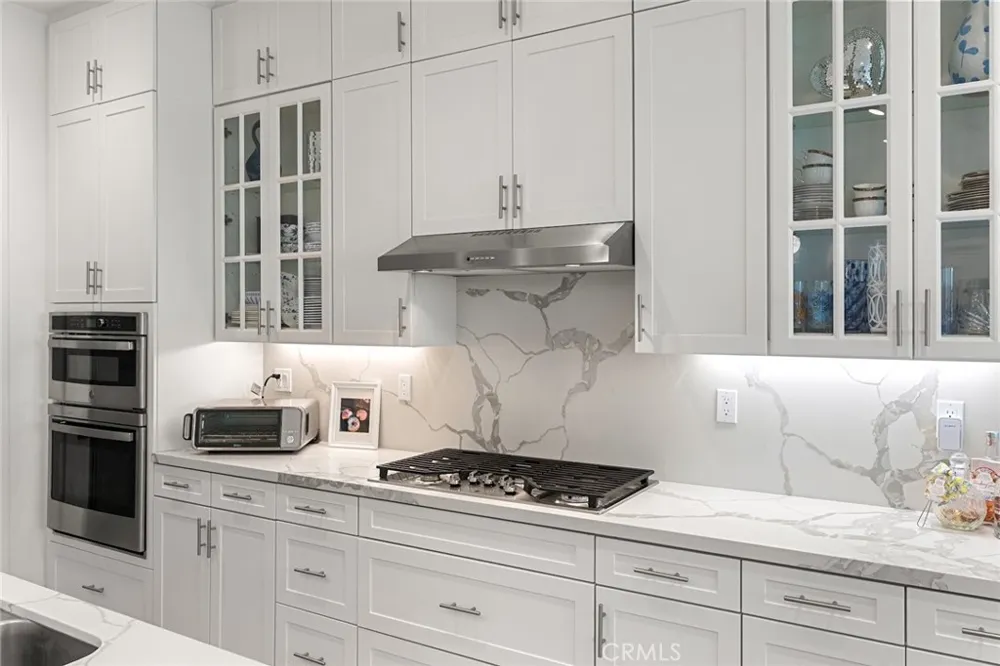 17833 Cirrus Drive Canyon Country, CA 91350