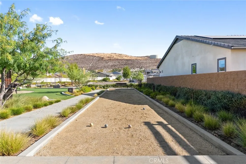 17833 Cirrus Drive Canyon Country, CA 91350