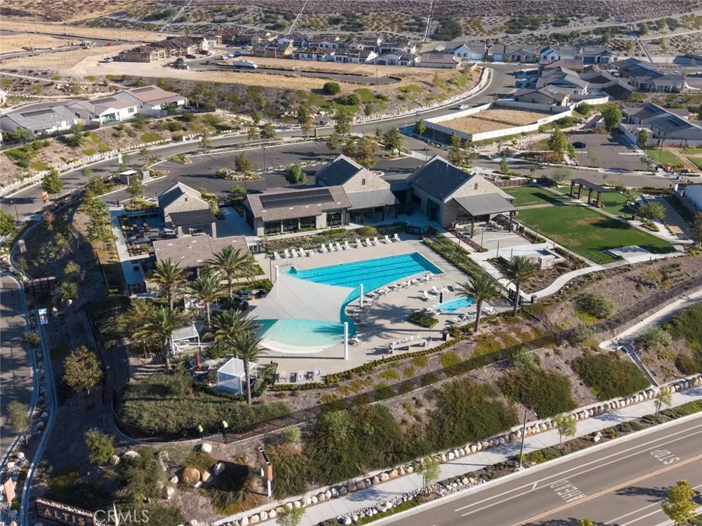 17833 Cirrus Drive Canyon Country, CA 91350