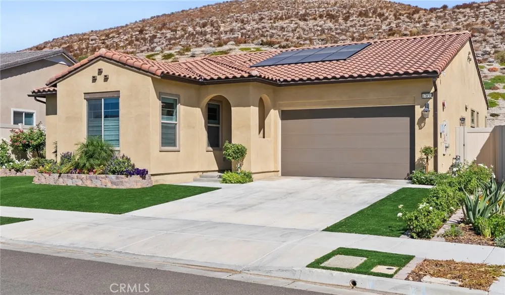 17833 Cirrus Drive Canyon Country, CA 91350