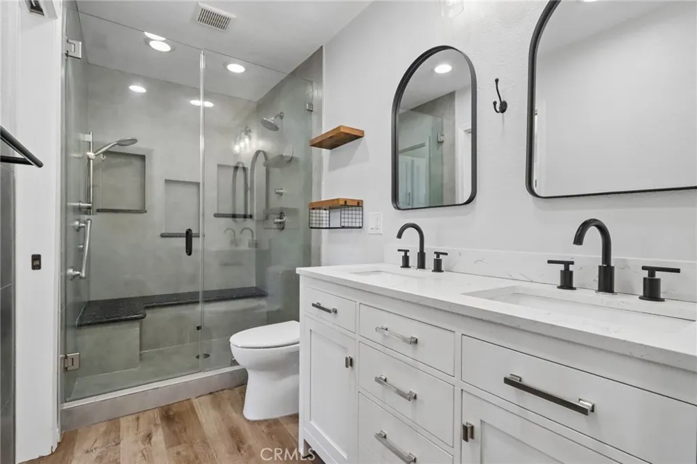 5792 Venturi Drive Huntington Beach, CA 92649