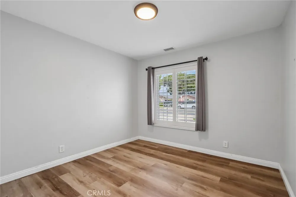 5792 Venturi Drive Huntington Beach, CA 92649