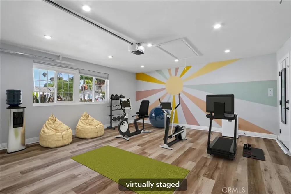 5792 Venturi Drive Huntington Beach, CA 92649