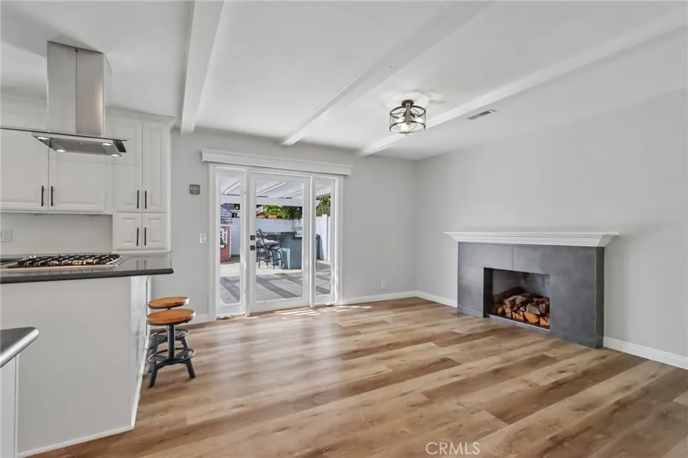 5792 Venturi Drive Huntington Beach, CA 92649
