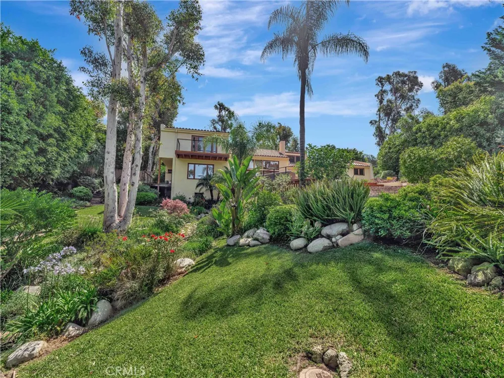 3635 Serra Road Malibu, CA 90265