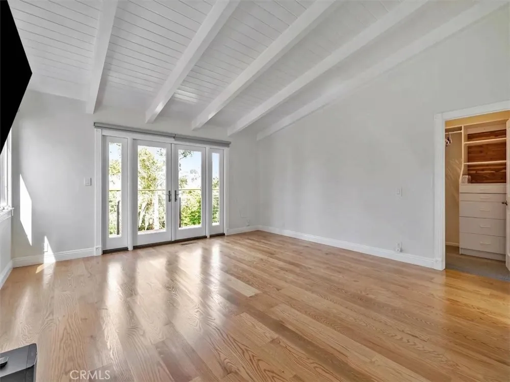 3635 Serra Road Malibu, CA 90265