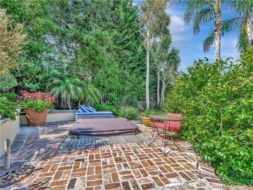 3635 Serra Road Malibu, CA 90265