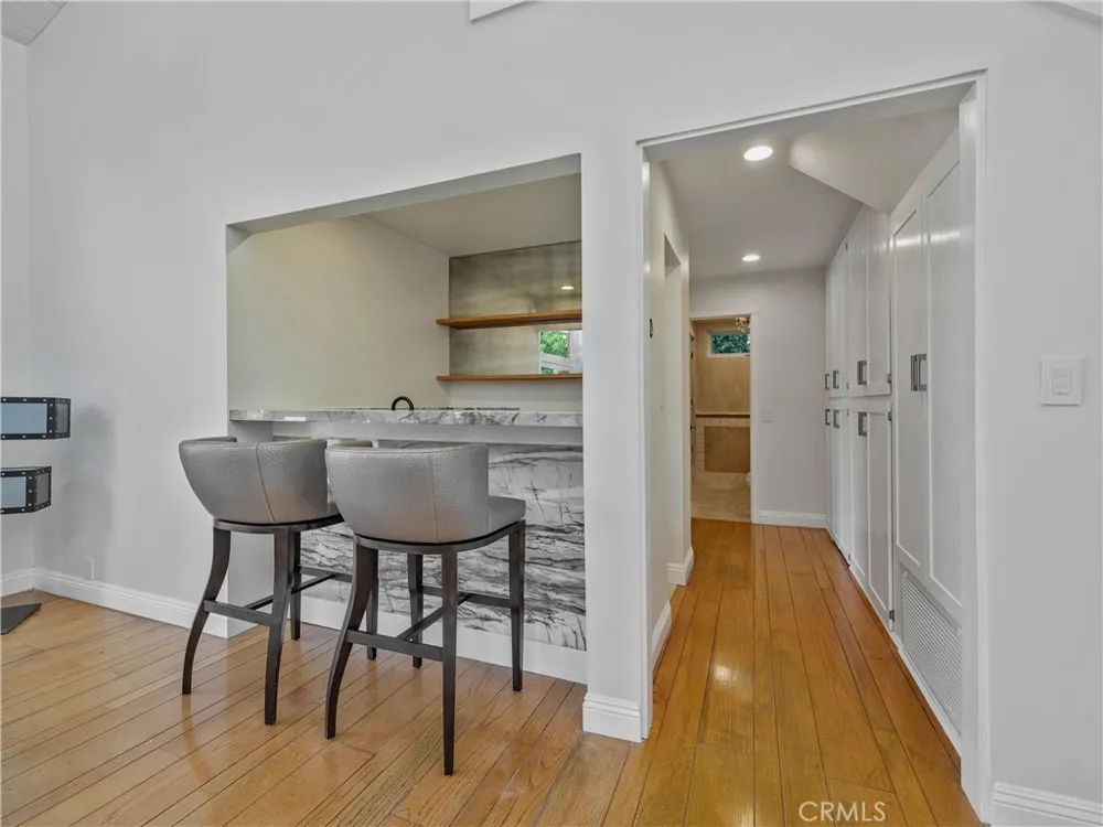3635 Serra Road Malibu, CA 90265