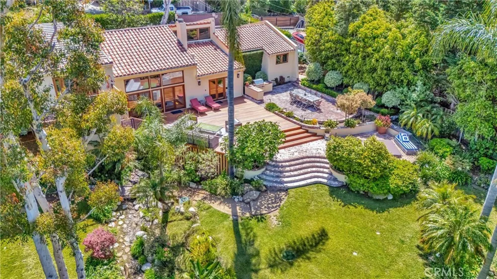 3635 Serra Road Malibu, CA 90265