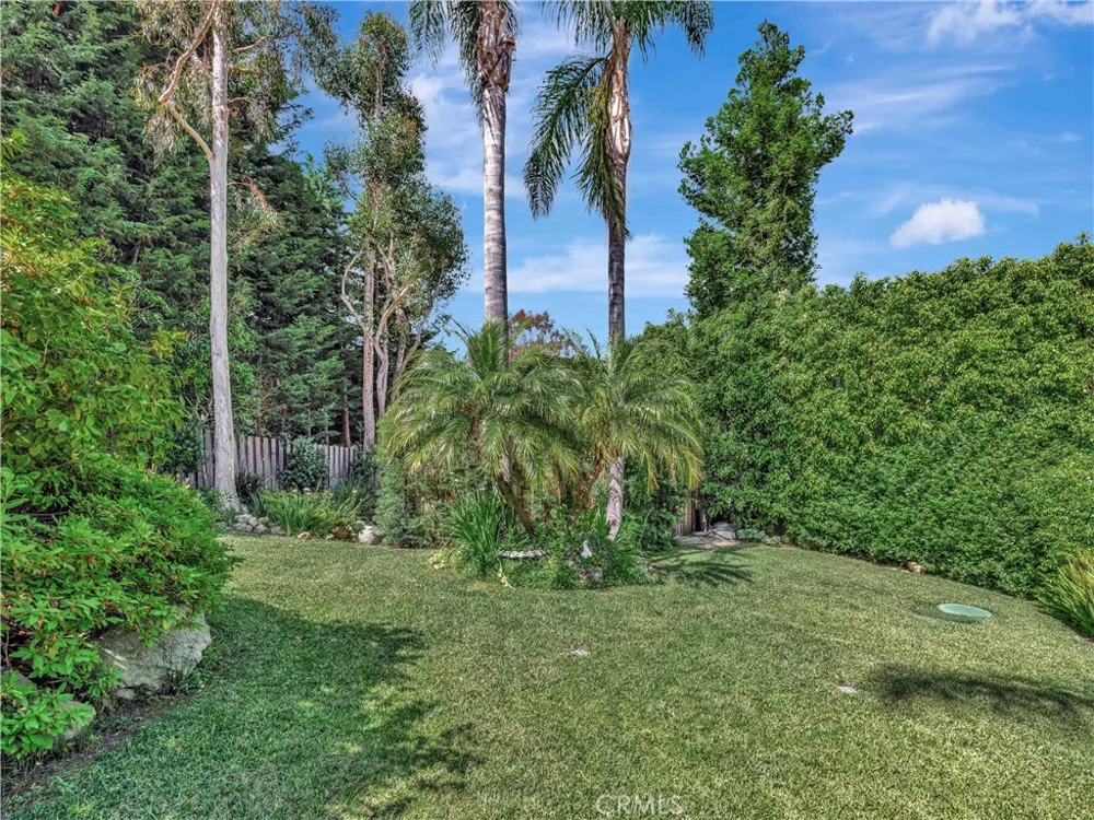 3635 Serra Road Malibu, CA 90265