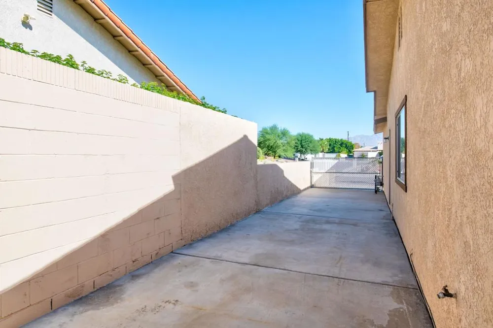 79441 Port Royal Avenue Bermuda Dunes, CA 92203