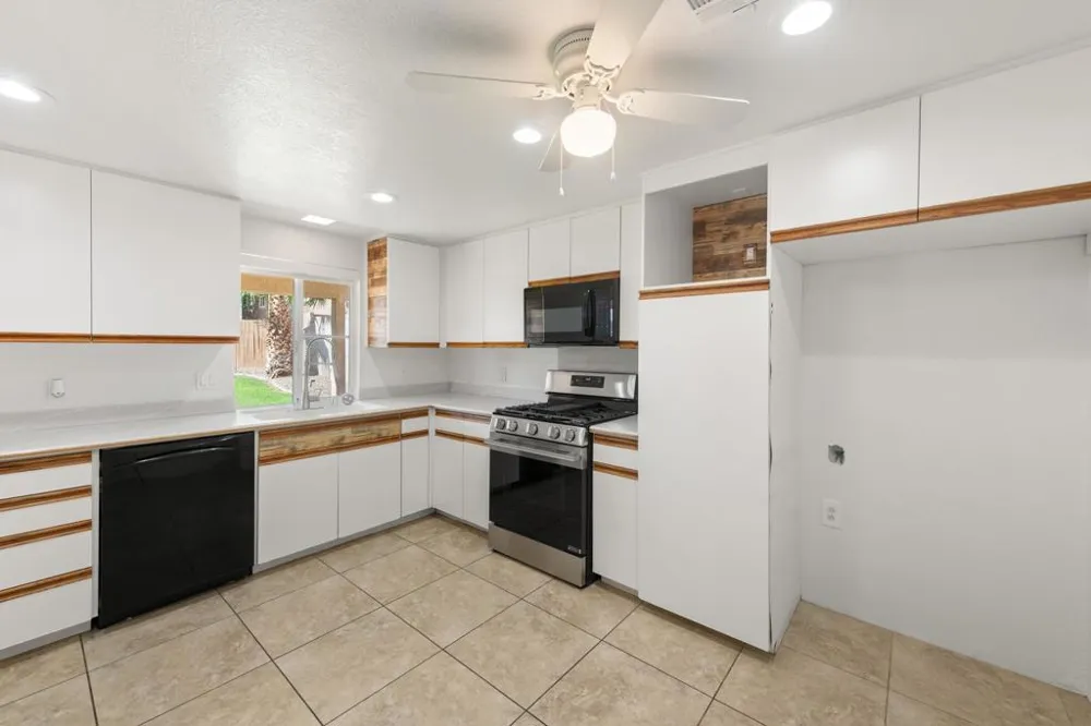 79441 Port Royal Avenue Bermuda Dunes, CA 92203