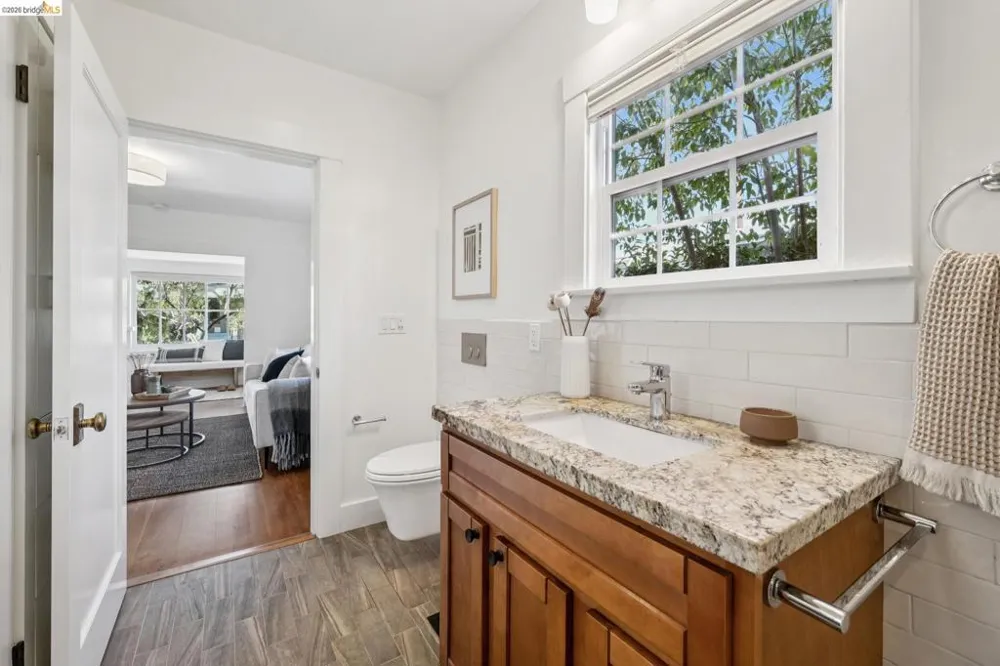 1106 Russell St Berkeley, CA 94702