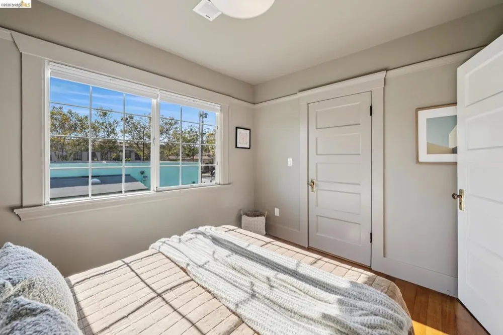 1106 Russell St Berkeley, CA 94702