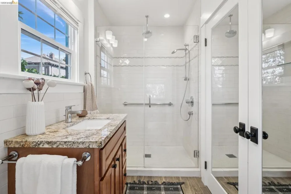 1106 Russell St Berkeley, CA 94702