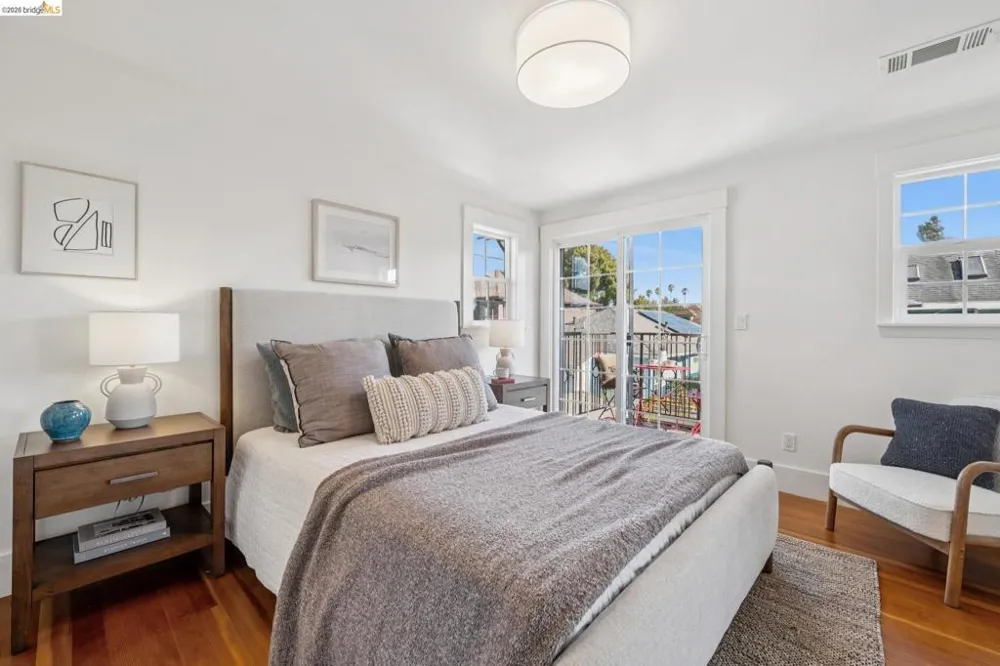 1106 Russell St Berkeley, CA 94702