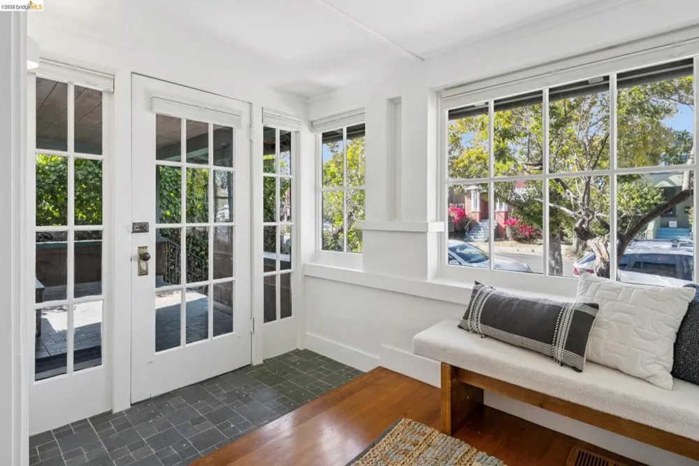 1106 Russell St Berkeley, CA 94702