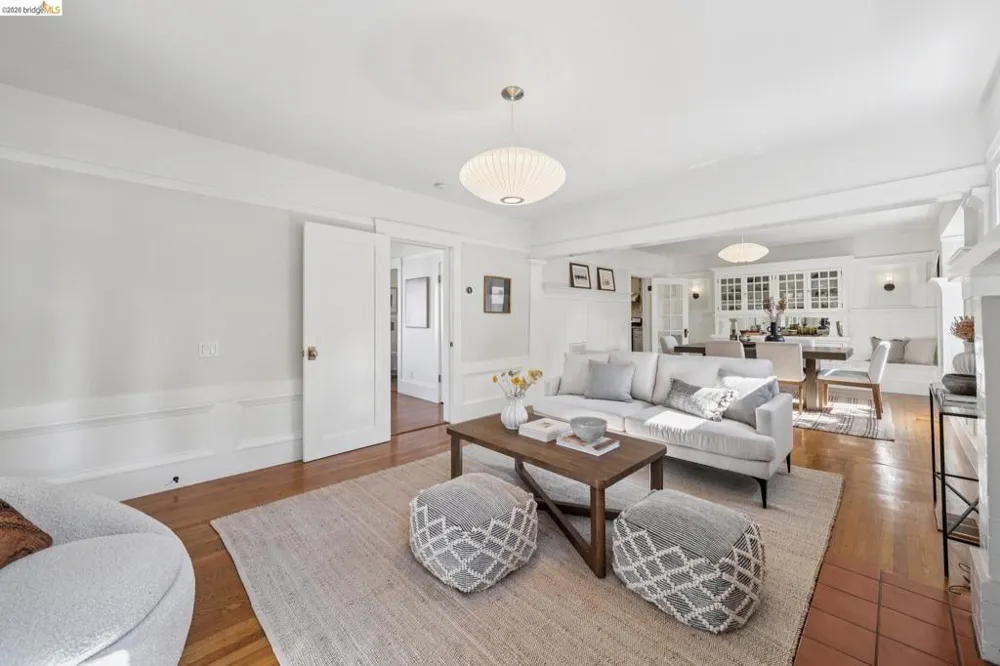 1106 Russell St Berkeley, CA 94702