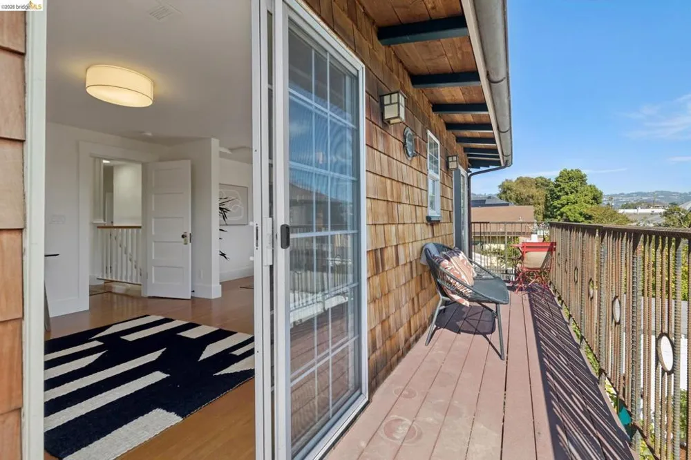 1106 Russell St Berkeley, CA 94702
