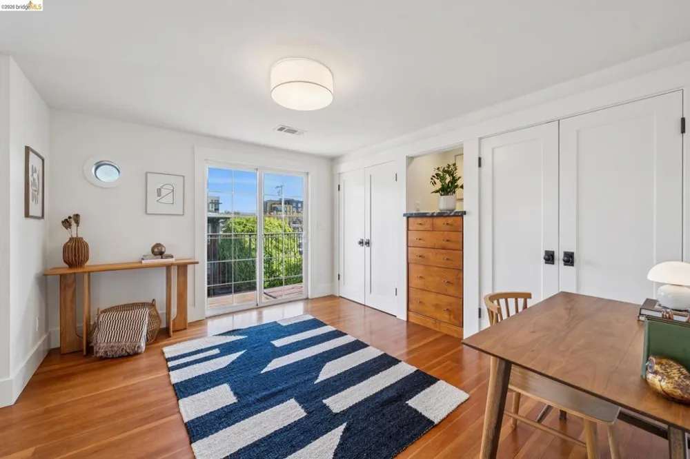 1106 Russell St Berkeley, CA 94702