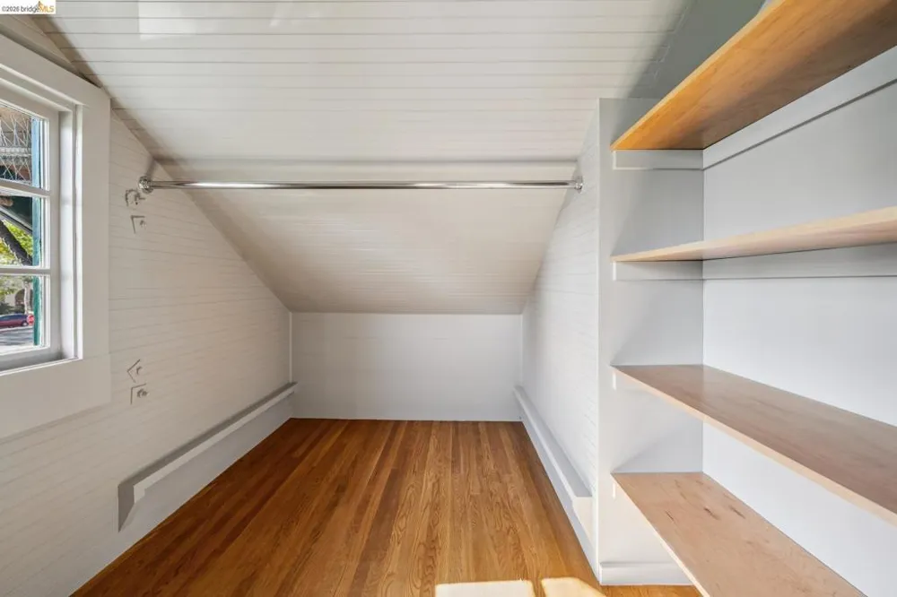 1106 Russell St Berkeley, CA 94702