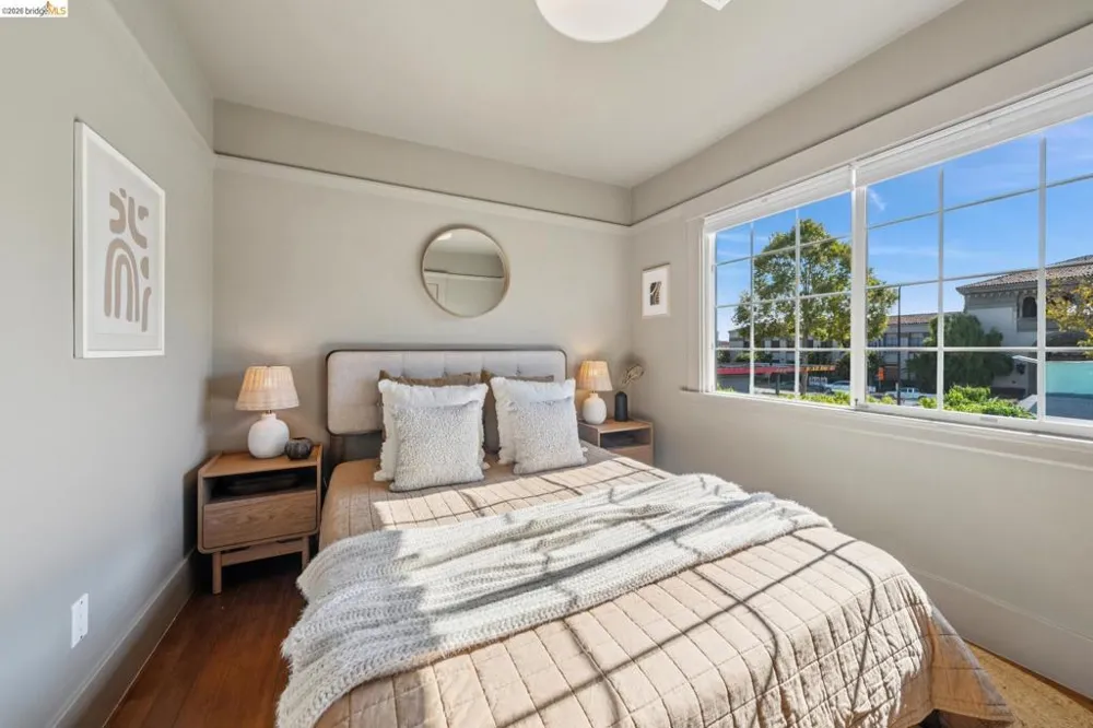 1106 Russell St Berkeley, CA 94702