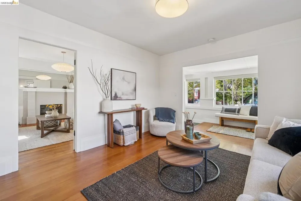1106 Russell St Berkeley, CA 94702
