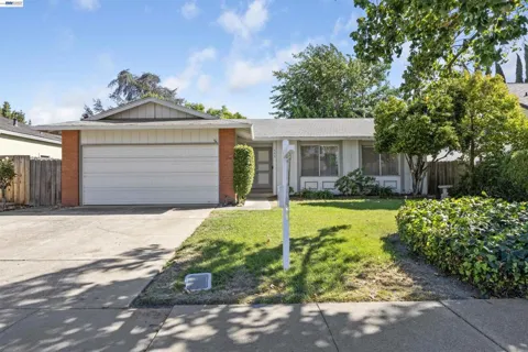 553 Covington Way