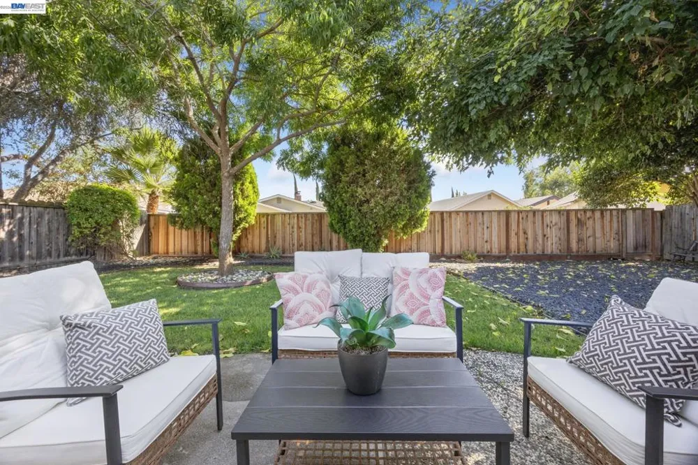 553 Covington Way Livermore, CA 94551