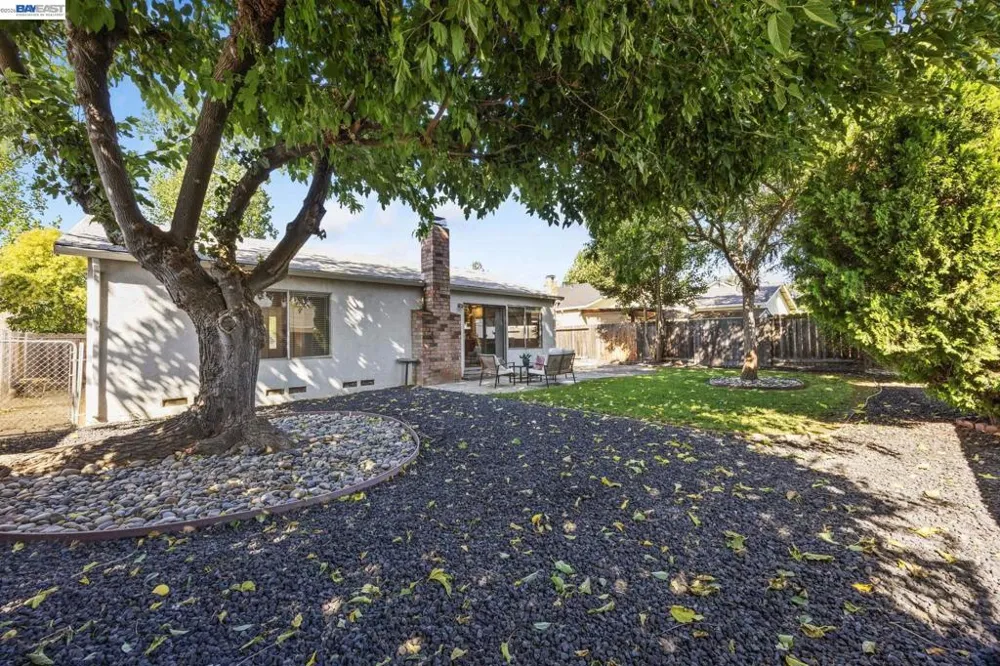 553 Covington Way Livermore, CA 94551