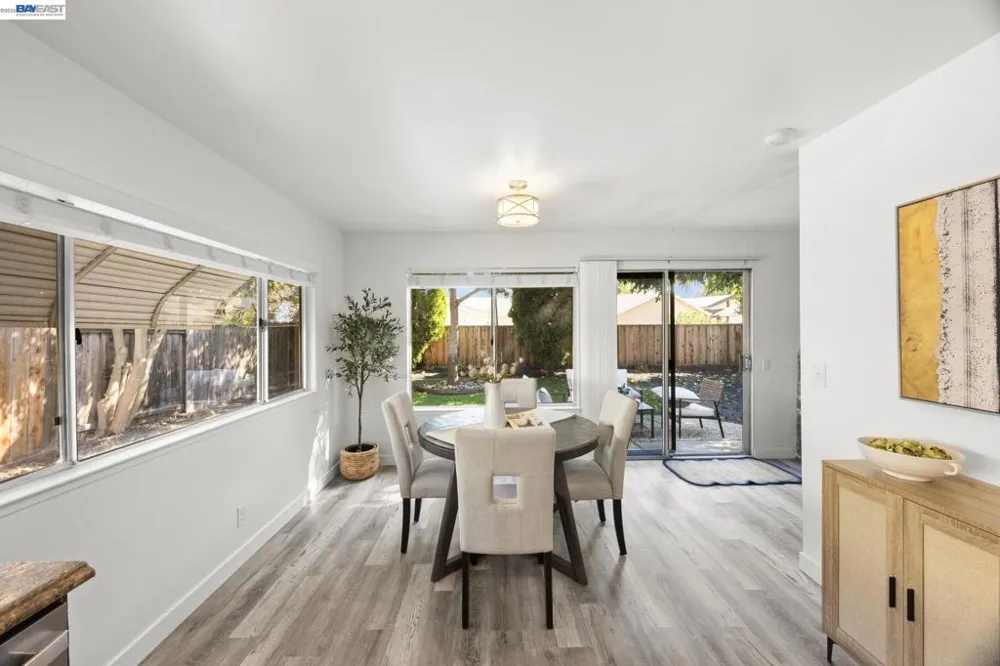 553 Covington Way Livermore, CA 94551