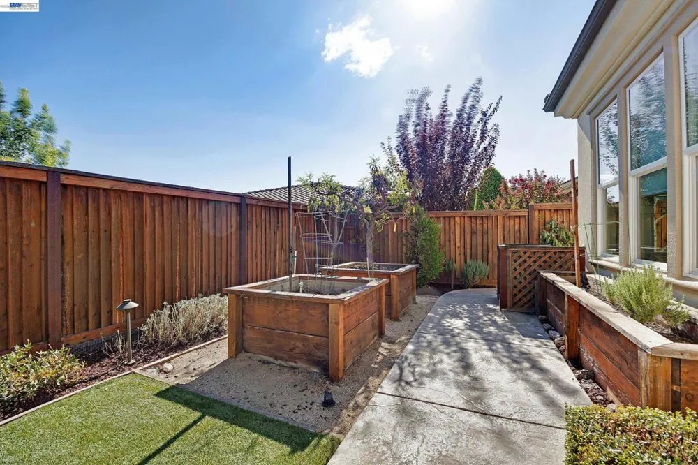 1930 Barbaresco Ln Brentwood, CA 94513