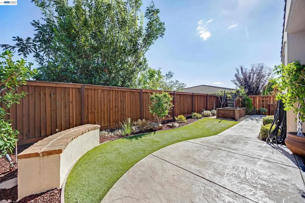 1930 Barbaresco Ln Brentwood, CA 94513