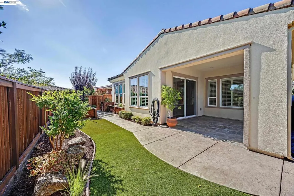 1930 Barbaresco Ln Brentwood, CA 94513