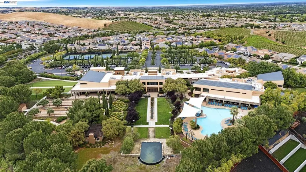1930 Barbaresco Ln Brentwood, CA 94513