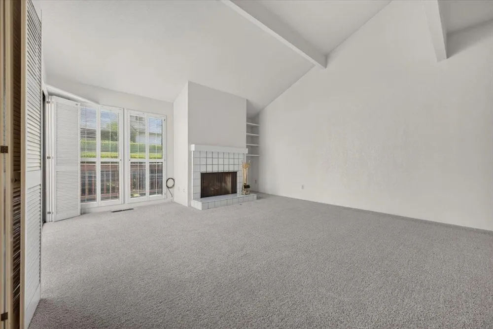 290 Joes Lane Hollister, CA 95023