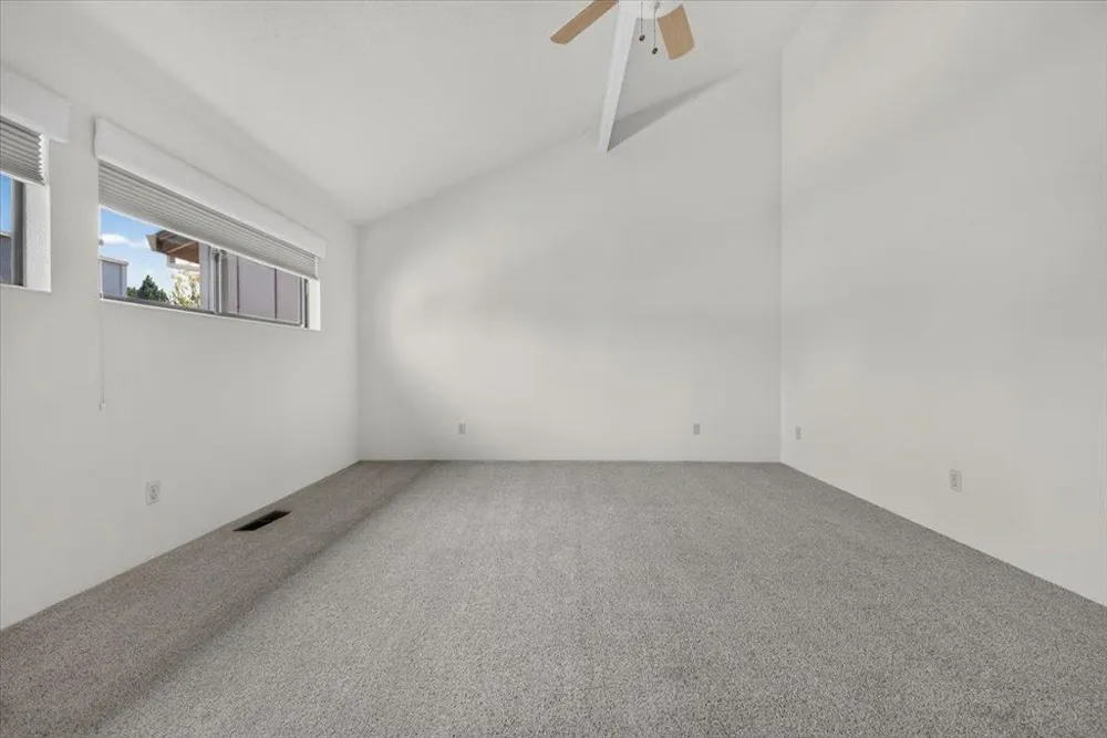 290 Joes Lane Hollister, CA 95023