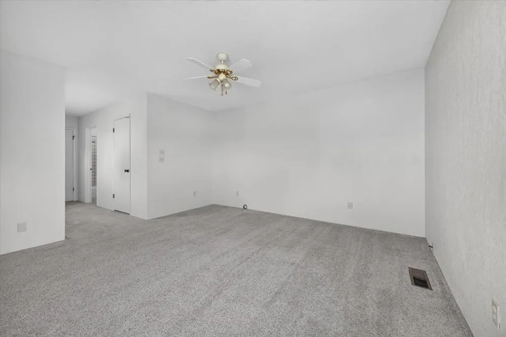 290 Joes Lane Hollister, CA 95023