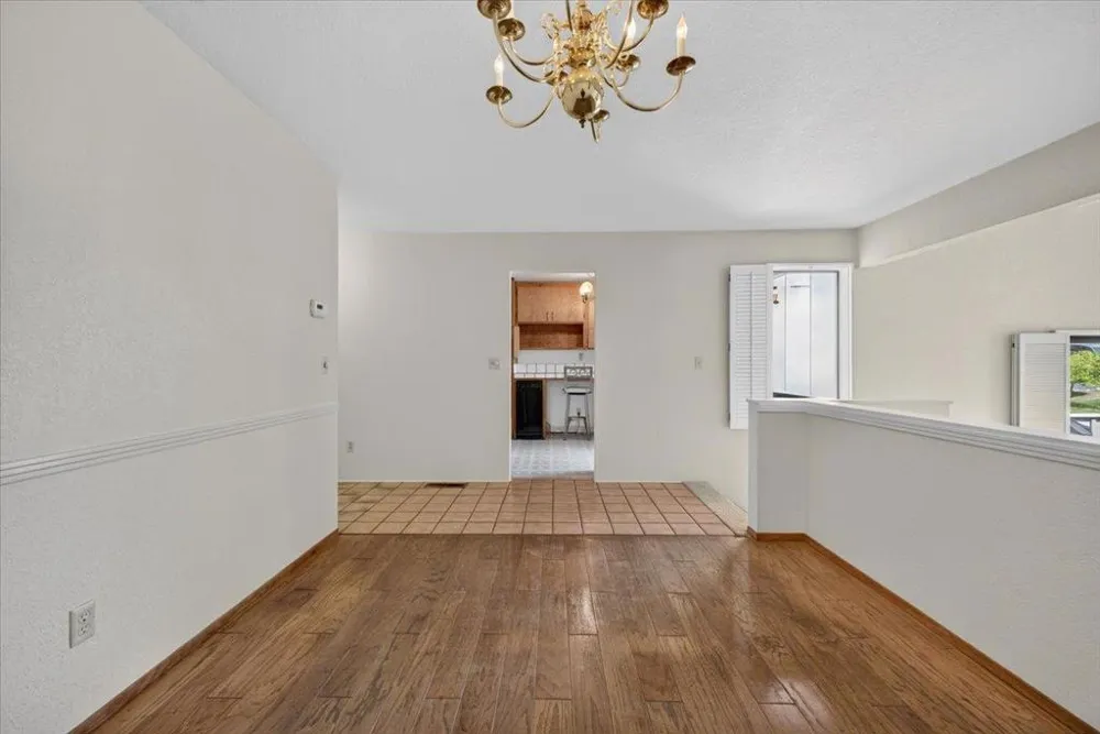 290 Joes Lane Hollister, CA 95023