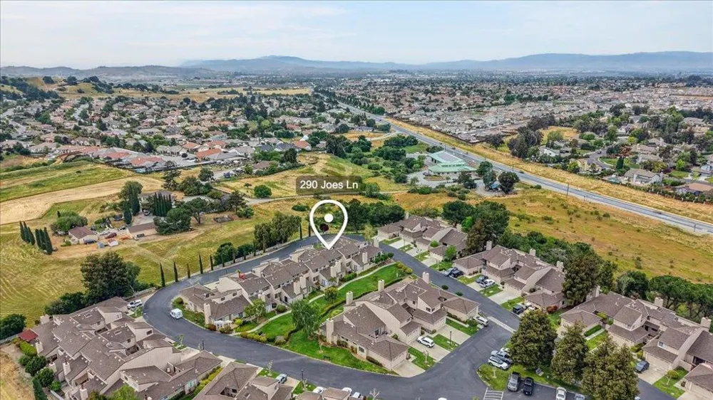 290 Joes Lane Hollister, CA 95023