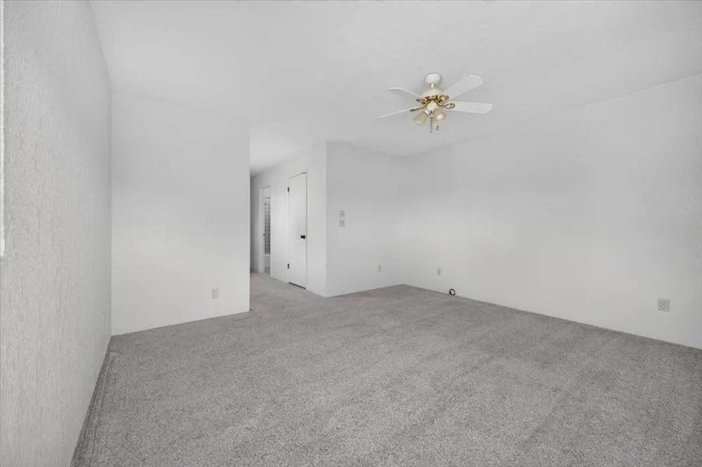 290 Joes Lane Hollister, CA 95023