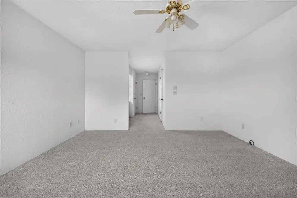 290 Joes Lane Hollister, CA 95023