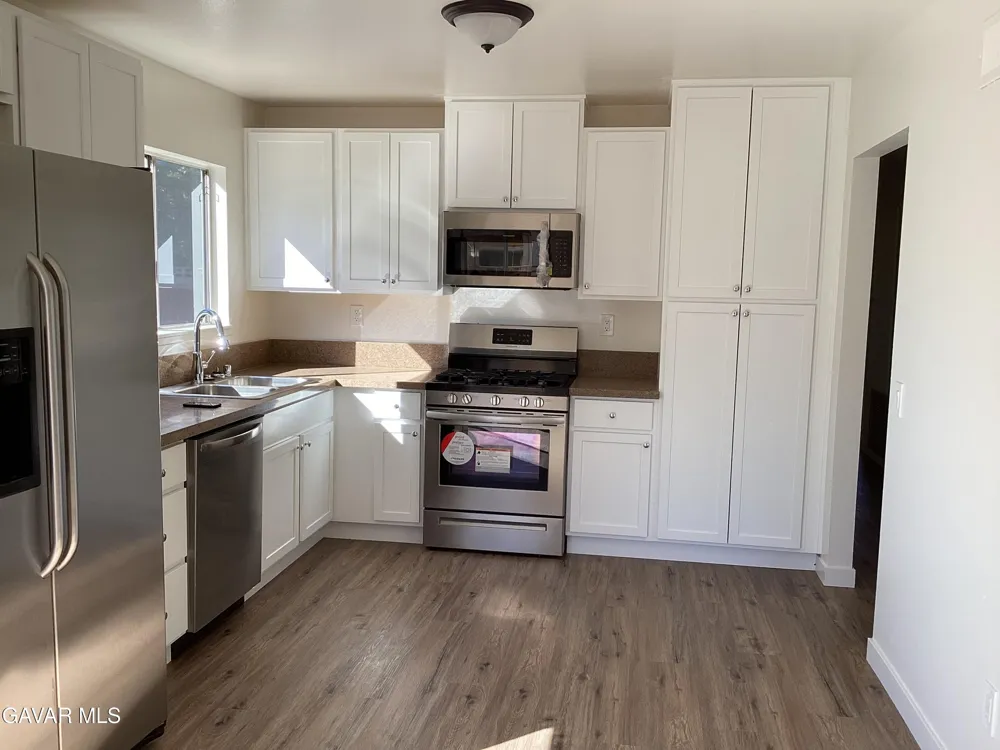 2206 W Avenue K14 Lancaster, CA 93536