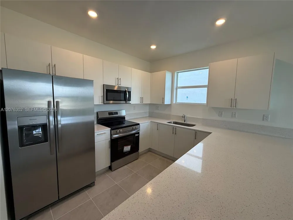 19623 SW 337th Ter Homestead, FL 33034
