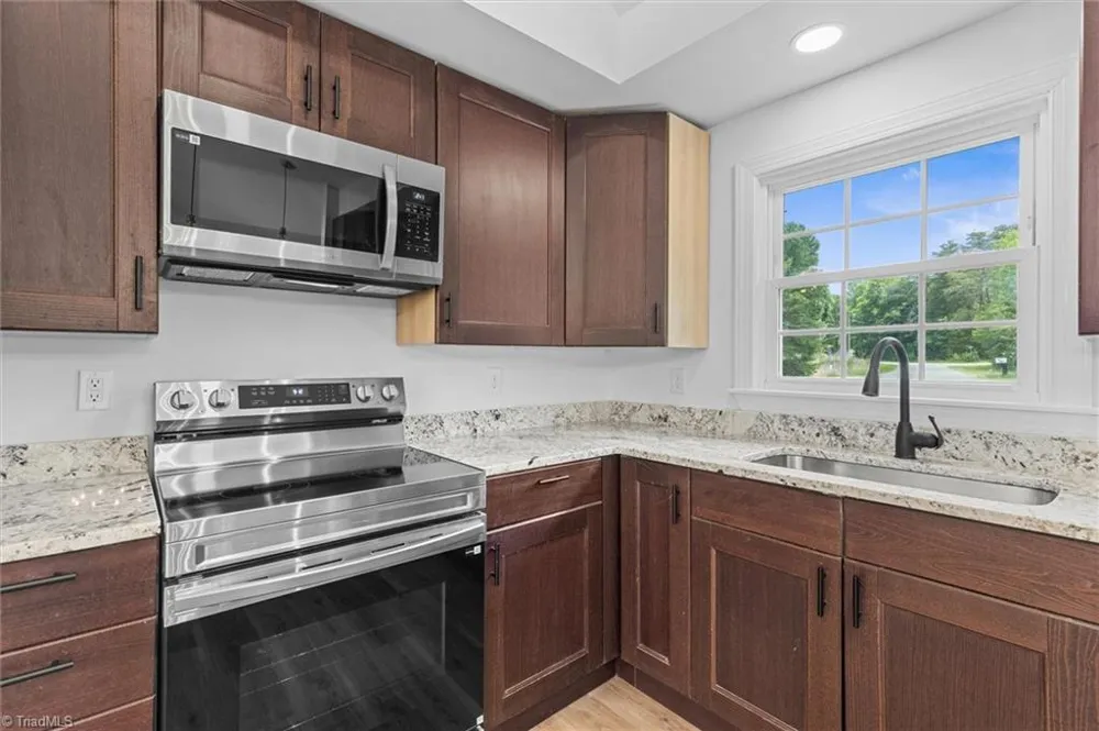 426 Fitch Drive Mebane, NC 27302