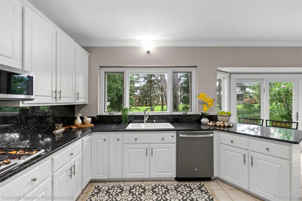 3623 Cedar Shake Drive Rochester Hills City, MI 48309